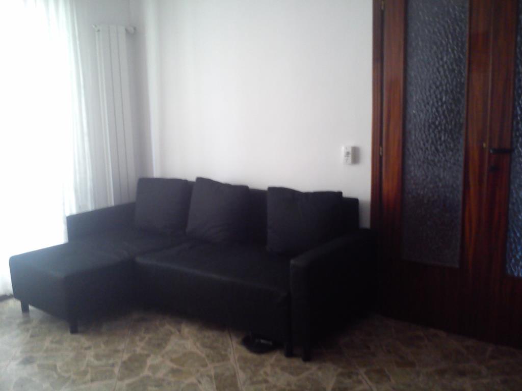 appartamento in vendita a Pomezia in zona Torvaianica