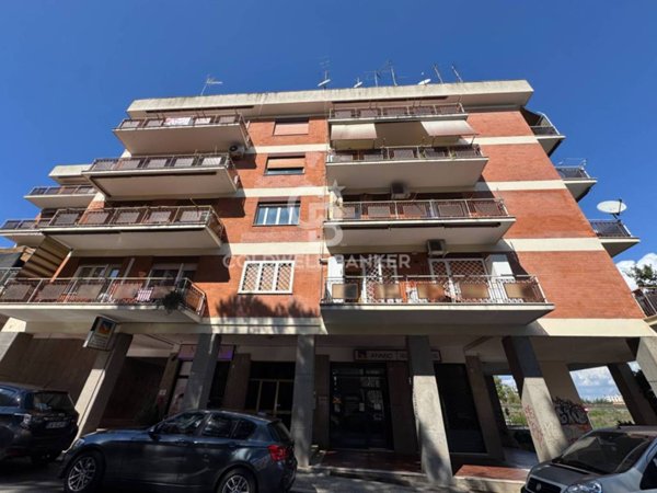 appartamento in vendita a Pomezia