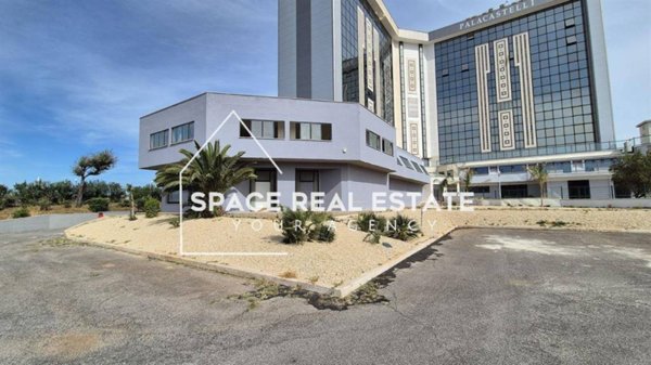 negozio in vendita a Pomezia