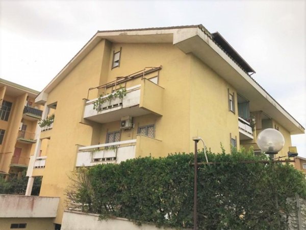 appartamento in vendita a Pomezia in zona Torvaianica