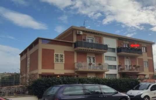 appartamento in vendita a Pomezia in zona Torvaianica