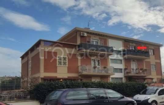 appartamento in vendita a Pomezia in zona Torvaianica