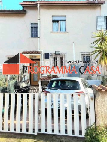 villa in vendita a Pomezia in zona Torvaianica