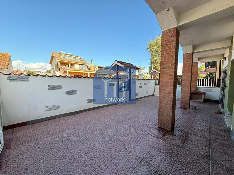 appartamento in vendita a Pomezia in zona Torvaianica