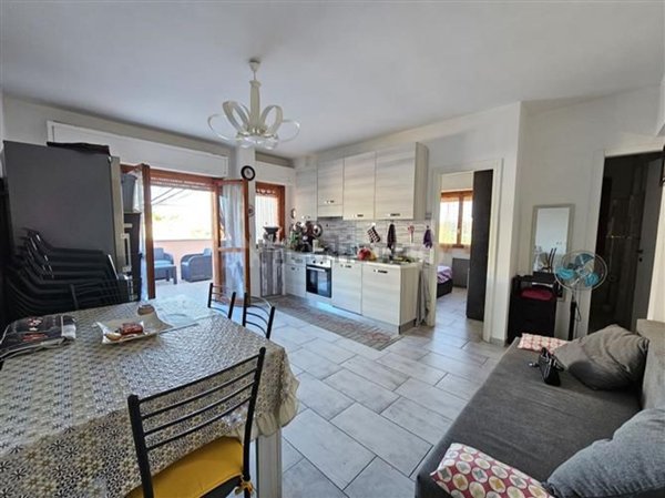 appartamento in vendita a Pomezia