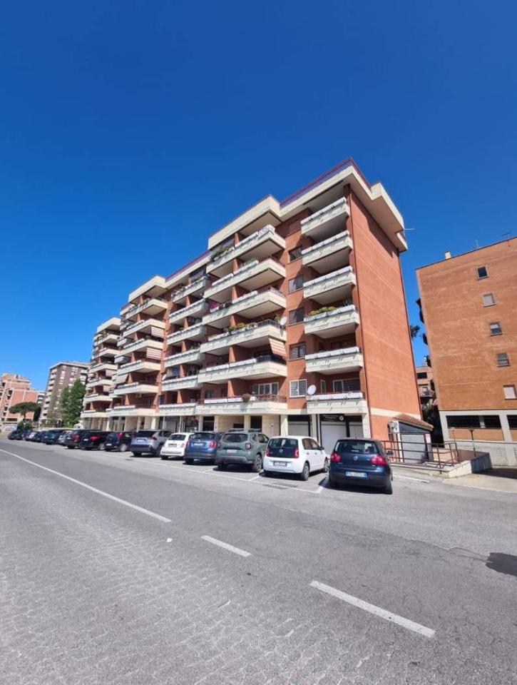 appartamento in vendita a Pomezia