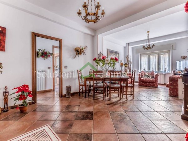 appartamento in vendita a Pomezia