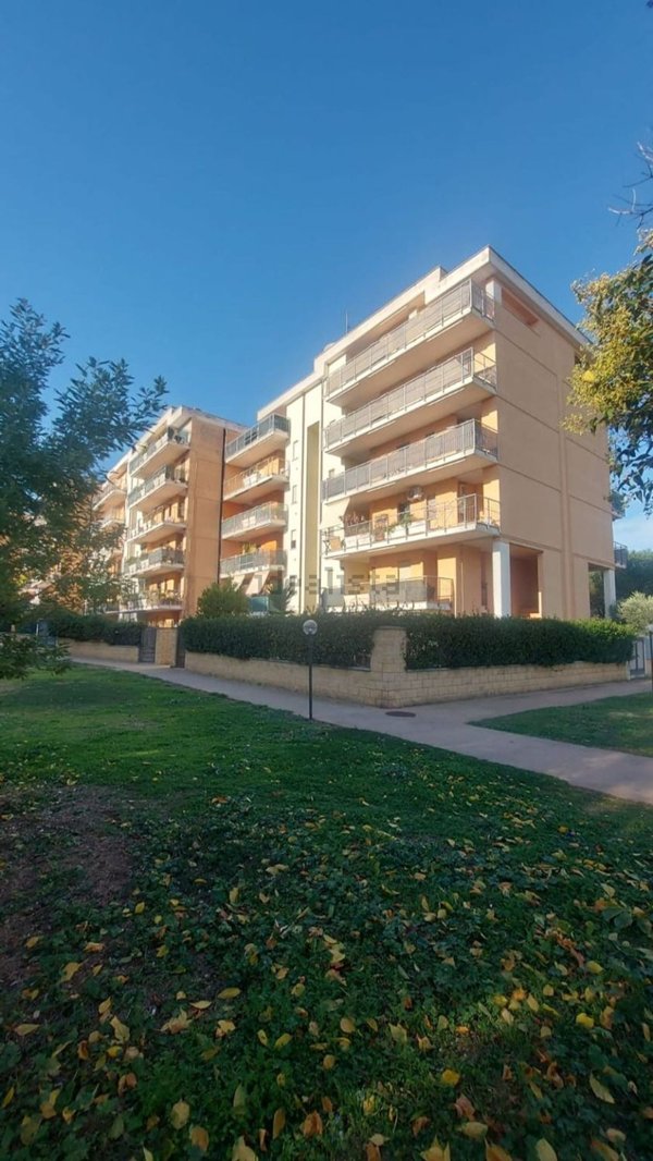 appartamento in vendita a Pomezia