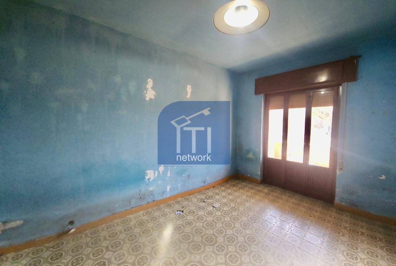 casa indipendente in vendita a Pomezia in zona Pratica di Mare