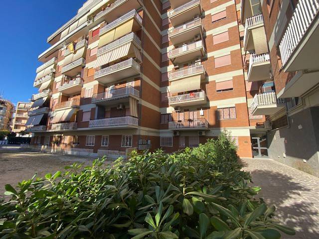 appartamento in vendita a Pomezia