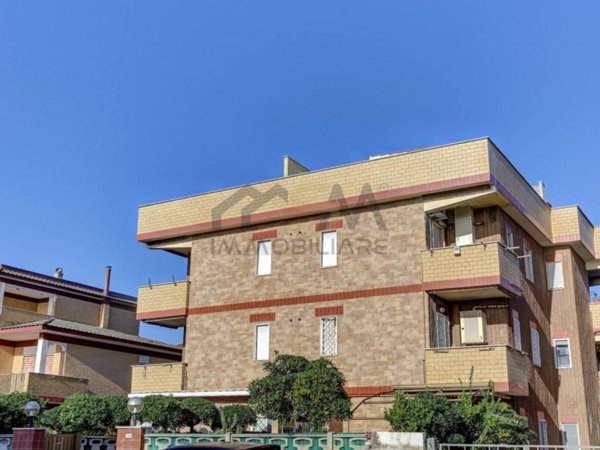 appartamento in vendita a Pomezia in zona Torvaianica