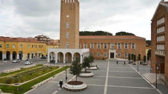casa indipendente in vendita a Pomezia in zona Colli di Enea