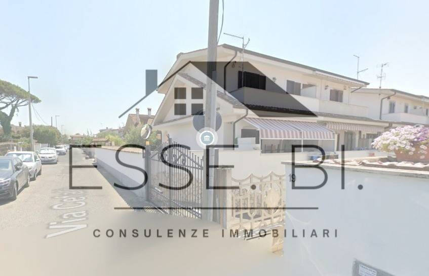 casa indipendente in vendita a Pomezia