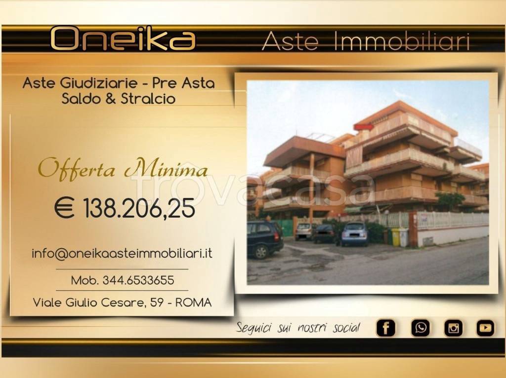 appartamento in vendita a Pomezia in zona Torvaianica