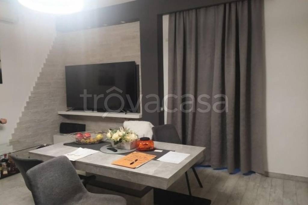 appartamento in vendita a Pomezia