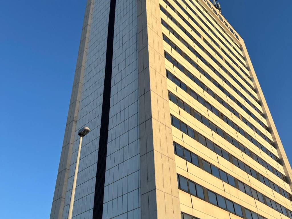 ufficio in vendita a Pomezia