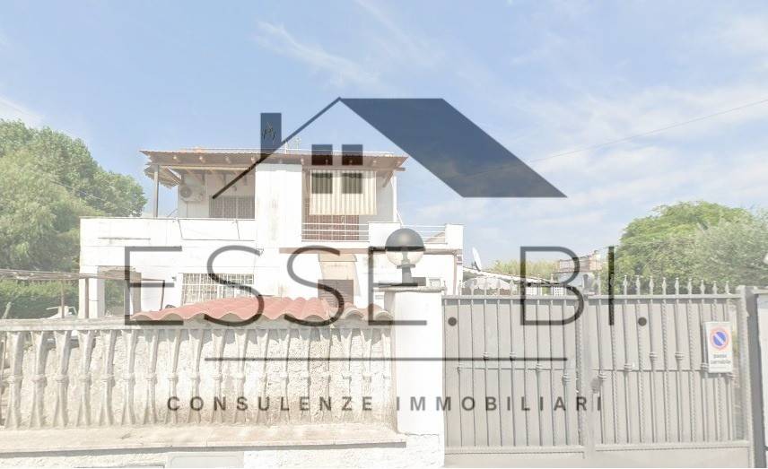 appartamento in vendita a Pomezia in zona Torvaianica