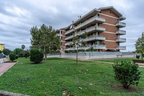 appartamento in vendita a Pomezia