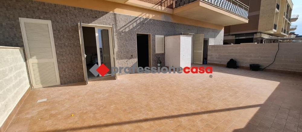 appartamento in vendita a Pomezia in zona Torvaianica