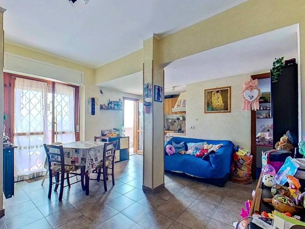 appartamento in vendita a Pomezia in zona Torvaianica