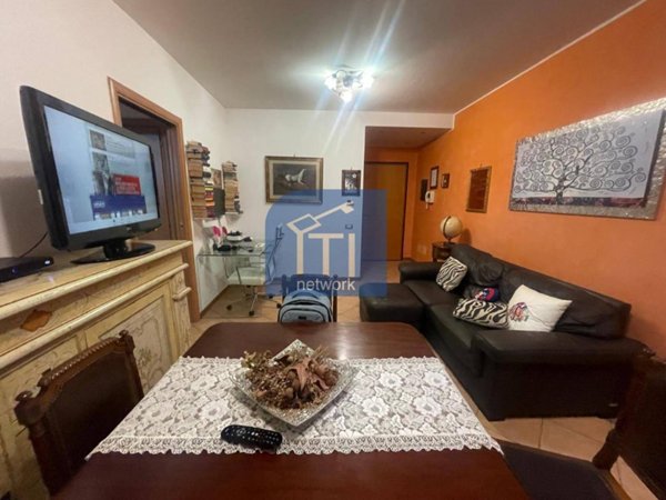 appartamento in vendita a Pomezia in zona Colli di Enea