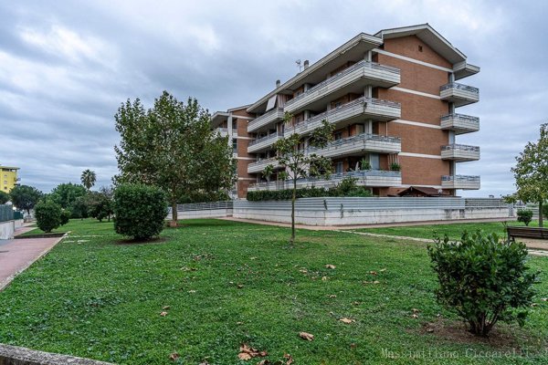 appartamento in vendita a Pomezia