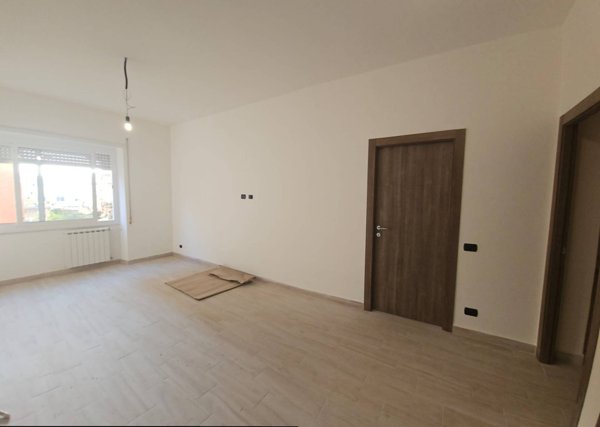 appartamento in vendita a Pomezia in zona Torvaianica