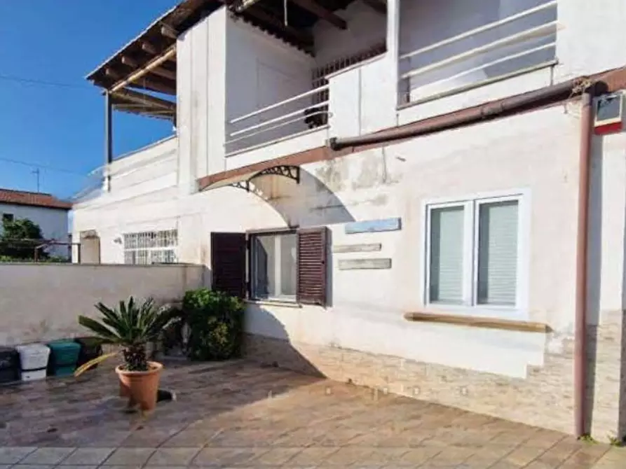 appartamento in vendita a Pomezia in zona Torvaianica