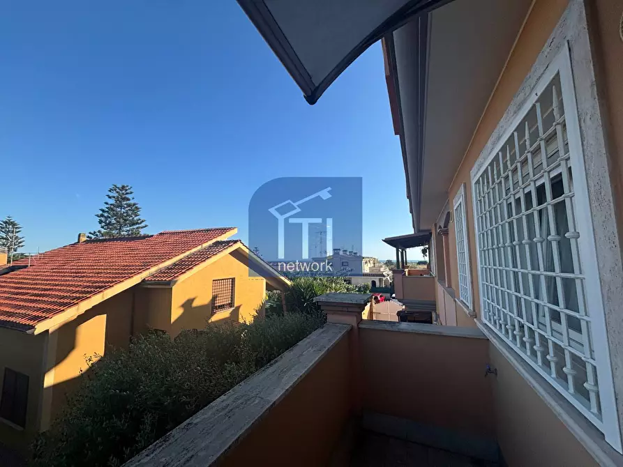 casa indipendente in vendita a Pomezia in zona Campo Jemini