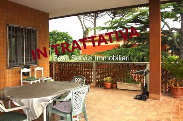 appartamento in vendita a Pomezia in zona Torvaianica