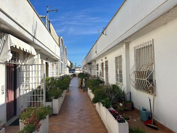 appartamento in vendita a Pomezia in zona Campo Ascolano