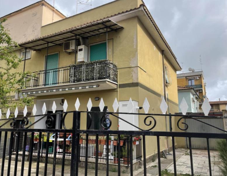 appartamento in vendita a Pomezia