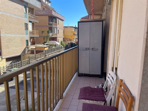 appartamento in vendita a Pomezia in zona Torvaianica