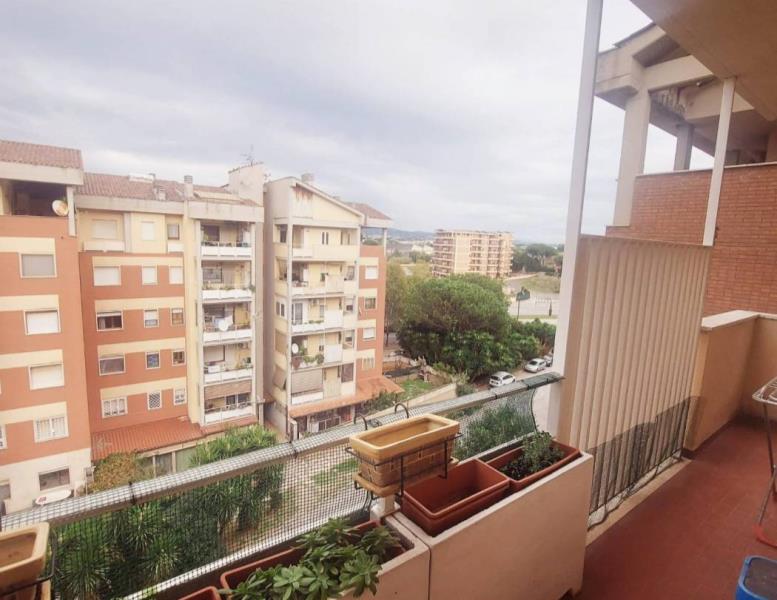 appartamento in vendita a Pomezia in zona Santa Palomba