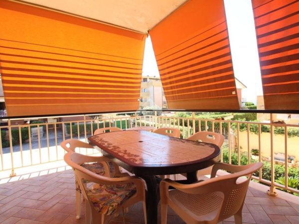 appartamento in vendita a Pomezia in zona Torvaianica