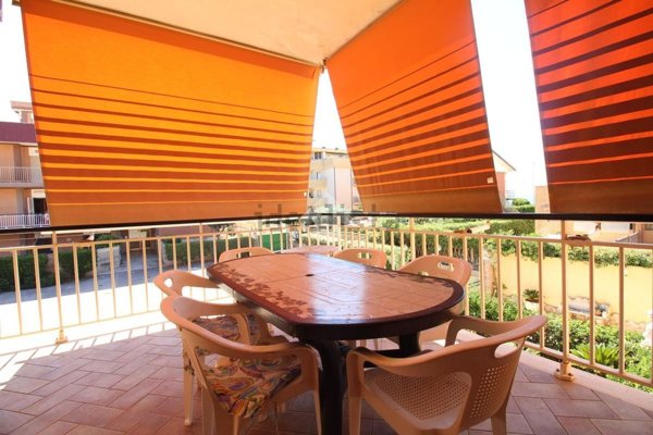 appartamento in vendita a Pomezia in zona Torvaianica