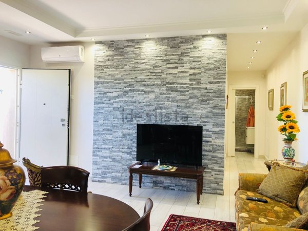 appartamento in vendita a Pomezia in zona Torvaianica Alta