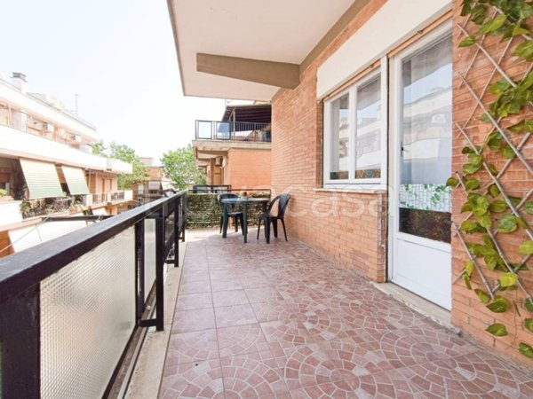 appartamento in vendita a Pomezia in zona Torvaianica