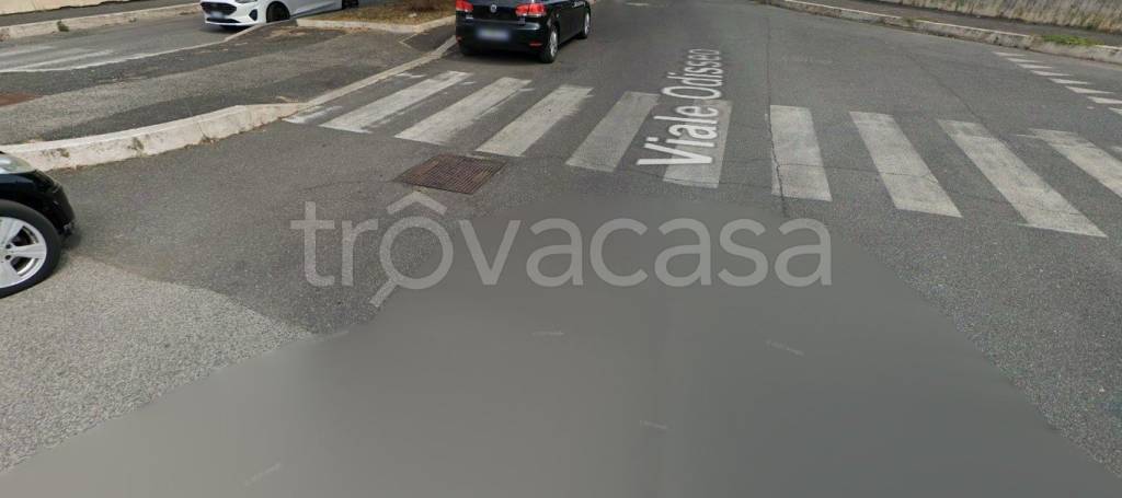 locale commerciale in vendita a Pomezia