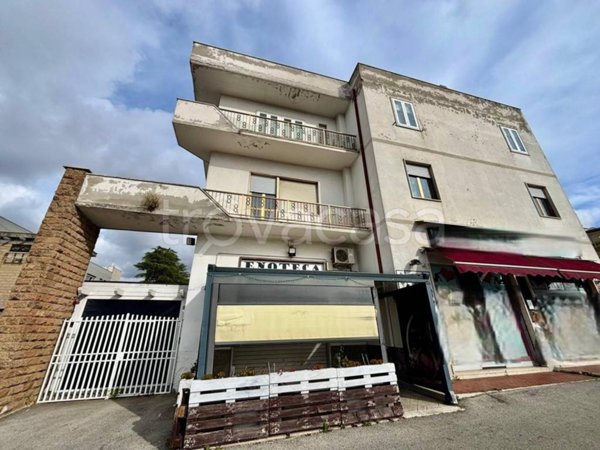 appartamento in vendita a Pomezia