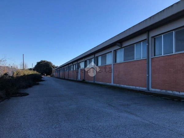 terreno edificabile in vendita a Pomezia