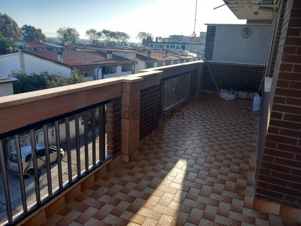 appartamento in vendita a Pomezia in zona Torvaianica