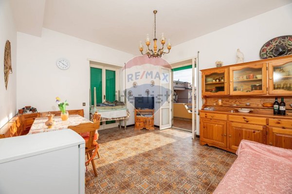 appartamento in vendita a Pomezia in zona Torvaianica