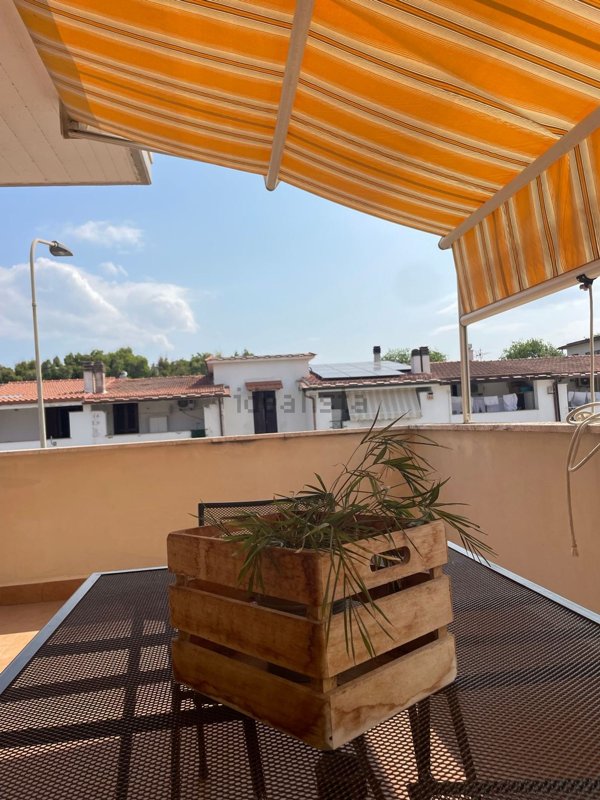 appartamento in vendita a Pomezia in zona Torvaianica