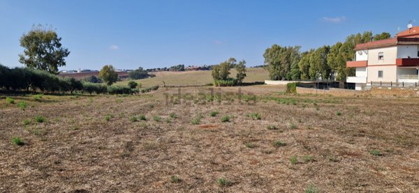 terreno edificabile in vendita a Pomezia in zona Santa Procula