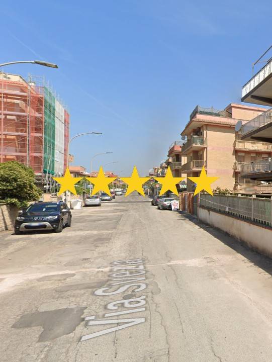 appartamento in vendita a Pomezia in zona Torvaianica