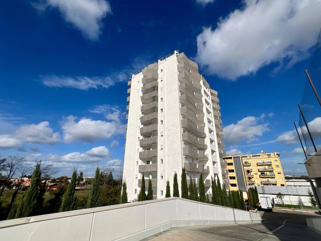 appartamento in vendita a Pomezia