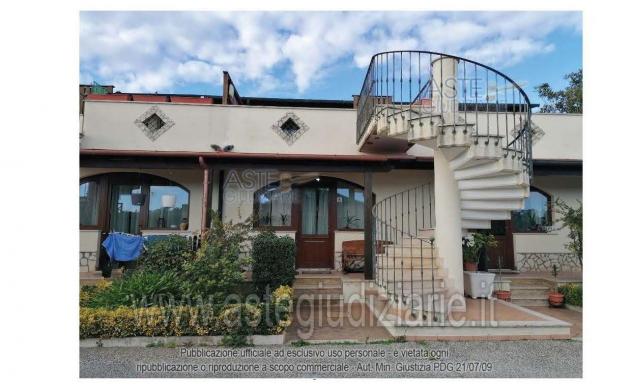 terreno edificabile in vendita a Pomezia