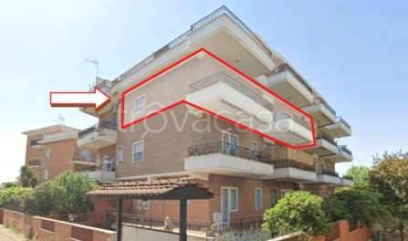 appartamento in vendita a Pomezia in zona Torvaianica