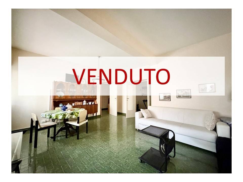 appartamento in vendita a Pomezia in zona Torvaianica